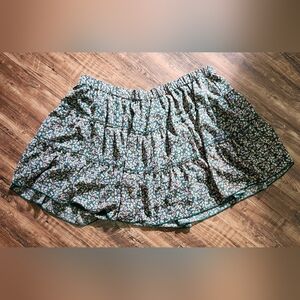 Arizona Jean Company Floral Mini Skirt - Black and White